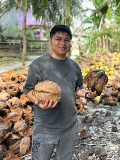 Indonesia’s top agricultural exports – coconut, spices, cassava, and sweet potatoes